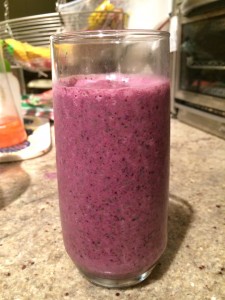 Blueberry Kale Banana Smoothie